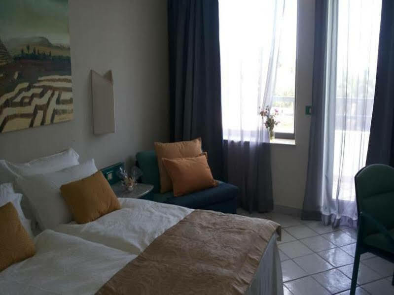 Acacia Marina 호텔 마리나디라구사 외부 사진